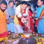 सीएम धामी ने अपने जन्म दिवस पर टपकेश्वर महादेव मंदिर में पूजा-अर्चना कर प्रदेश की खुशहाली और प्रदेशवासियों की सुख समृद्धि की कामना की