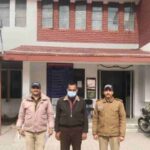 27 वर्षों से फरार 5 हजार रू0 का इनामी अभियुक्त आया दून पुलिस की गिरफ्त में, अभियुक्त को पुलिस ने सीतापुर उत्तरप्रदेश से किया गिरफ्तार