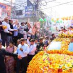 मुख्यमंत्री ने रुद्रपुर में किया 40 करोड़ की 14 विकास योजनाओं का शिलान्यास एवं लोकार्पण, भव्य रोड शो में जनप्रतिनिधियों, जनता ने फूल वर्षा व पुष्प मालाओं से किया स्वागत