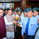 ऑपरेशन सिंदूर की सफलता पर मुख्यमंत्री ने ‘एक संवाद: वीर सैनिकों के साथ‘ कार्यक्रम में किया प्रतिभाग। हमारे सैनिकों का शौर्य और त्याग अद्वितीय व भावी पीढ़ी के लिए प्रेरणा दायक: मुख्यमंत्री