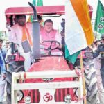 लिब्बरहेड़ी, हरिद्वार में सीएम धामी का ऐतिहासिक रोड शो और ट्रैक्टर यात्रा, जनता से जुड़ाव और किसानों के सम्मान का अनोखा संदेश