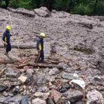 बारिश ने बरपाया कहर, उत्तरकाशी के सिलाई बैंड के पास भूस्खलन,9 मजदूर लापता,चारधाम यात्रा आज के लिए स्थगित