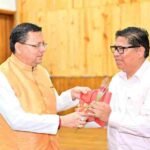 सीएम धामी ने राष्ट्रीय डॉक्टर्स डे के अवसर पर प्रदेशभर से आए चिकित्सकों को किया सम्मानित