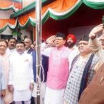 मुख्यमंत्री धामी ने 79वें स्वतंत्रता दिवस के अवसर पर बलवीर रोड स्थित भाजपा कार्यालय में किया ध्वजारोहण