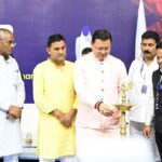 मुख्यमंत्री धामी ने इंदिरा गांधी अंतरराष्ट्रीय स्टेडियम गौलापार में एशियाई कैडेट कप फेंसिंग प्रतियोगिता का दीप प्रज्वलित कर किया शुभारंभ,17 देशों के खिलाड़ी पहुँचे हल्द्वानी, तलवारबाज़ी में आज़माएंगे दम