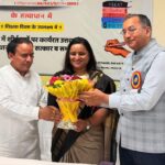 राष्ट्रीय फलक पर अपनी प्रतिभा का लोहा मनवा रहे हैं प्रवासी उत्तराखंडी: डॉ धन सिंह रावत,  मुंबई में शिक्षा के क्षेत्र में उत्कृष्ट योगदान देने वाले प्रवासियों को कैबिनेट मंत्री ने किया सम्मानित