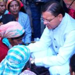 मुख्यमंत्री पुष्कर सिंह धामी ने आपदा प्रभावितों के बीच मनाई दीपावली