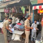 अवैध अतिक्रमण पर चला चला दून पुलिस का डंडा, अतिक्रमण कर आवागमन बाधित करने वाले 280 व्यक्तियों के 81पुलिस एक्ट के अन्तर्गत चालान कर वसूला 70 हजार रू0 का जुर्माना