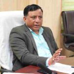 महानिदेशक सूचना बंशीधर तिवारी ने जिला सूचना अधिकारियों को सरकार की जन-कल्याणकारी कार्यक्रमों एवं योजनाओं की जानकारी जन-जन तक पहुंचाने के लिए प्रभावी संचार रणनीति बनाकर पेशेवर दक्षता के साथ काम करने के दिए निर्देश