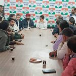 14 दिसम्बर को नई दिल्ली के राम लीला मैदान में होने वाली विशाल ’’वोट चोर – गद्दी छोड़’’ महा रैली की तैयारी हेतु वरिष्ठ कांग्रेसजनों की बैठक का आयोजन