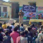 स्कूली छात्राओं के बीच पहुँचकर दून पुलिस ने चलाई जागरूकता की पाठशाला, साइबर अपराधों से बचाव तथा नशे के दुष्प्रभावों के प्रति किया जागरूक
