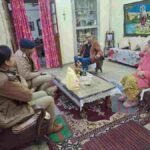 दून पुलिस पहुंची सीनियर सिटीजन के द्वार, अकेले निवास कर रहे सीनियर सिटीजनों से मुलाकात कर ली गई उनकी कुशल क्षेम