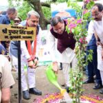 भीमताल झील के सौंदर्यीकरण हेतु झील के किनारे लगाए जाएंगे बोगनबेलिया के पौधे, विश्व पर्यावरण दिवस  के अवसर पर मुख्यमंत्री धामी ने की पौधारोपण की शुरुआत