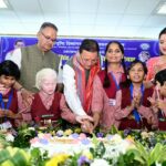 दिव्यांग बच्चों के बीच अपना जन्म दिवस मनाने पहुंचे मुख्यमंत्री धामी, बच्चों के साथ केक काटा, आत्मीयता से मिले और साझा की जन्म दिवस की खुशियां, बच्चों के बीच बिताया गया समय जीवन को नई ऊर्जा और प्रेरणा देता है—मुख्यमंत्री