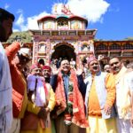 श्री बदरीनाथ धाम में मुख्यमंत्री ने की पूजा-अर्चना, मास्टर प्लान के कार्यों का लिया जायजा, भगवान बदरीविशाल से प्रदेश की सुख-समृद्धि एवं खुशहाली की कामना की