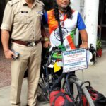 रीयूनियन भारत, वन ट्री“ के नाम से जागरूकता के उद्देश्य से वर्तमान में भारत भ्रमण पर निकले मशहूर साइक्लिस्ट सोमेन देवनाथ ने एसएसपी दून से की शिष्टाचार भेंट